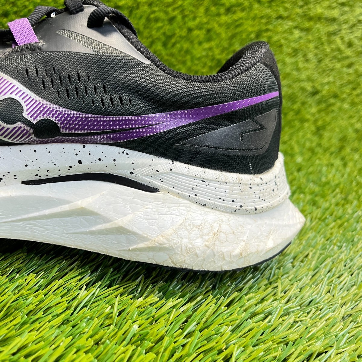 Saucony Endorphin Speed 4 Womens Size 9.5 Black Purple Running