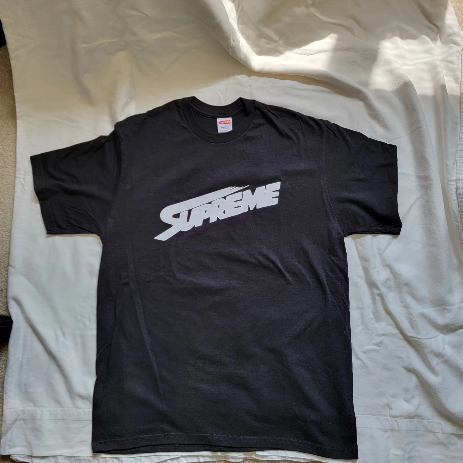 Grand t shirt homme Supreme Mont Blanc noir 21x31 neuf avec défauts