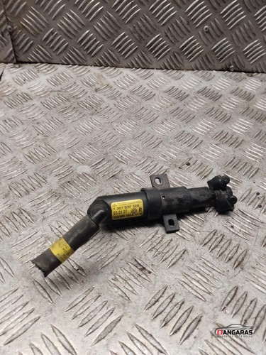 VW PASSAT Variant B6 3C5 Scheinwerferwaschanlage rechts 3c0955104a 32960458