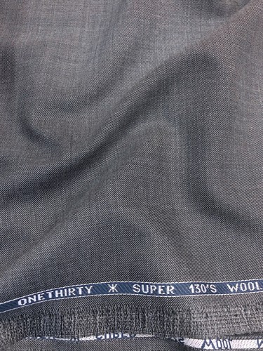 GREY Super 130s Wool Suiting Fabric Sharkskin Woven Twill GUABELLO 0.75m Remnant - Picture 2 of 10