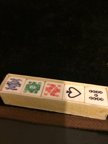 St Georges Toys Set Of 5 Playing Cards Dice - Boxed - Picture 3 of 3
