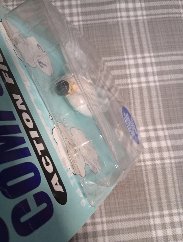 Obsessive Compulsive Action Figure Including Face Mask & Moist Towelette Opened - Изображение 3 из 4