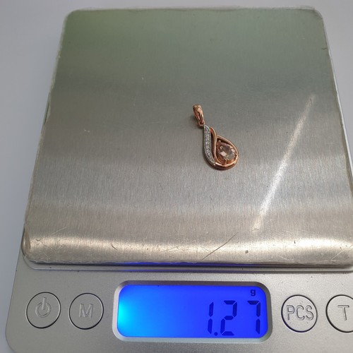 9ct Rose Gold Pear Cut Morganite and 6 Diamond Pendant *VIDEO* As New Condition - Picture 23 of 23