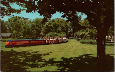 Postcard Miniature Train Amusement Park Ride at Riverview in Chicago, Illinois