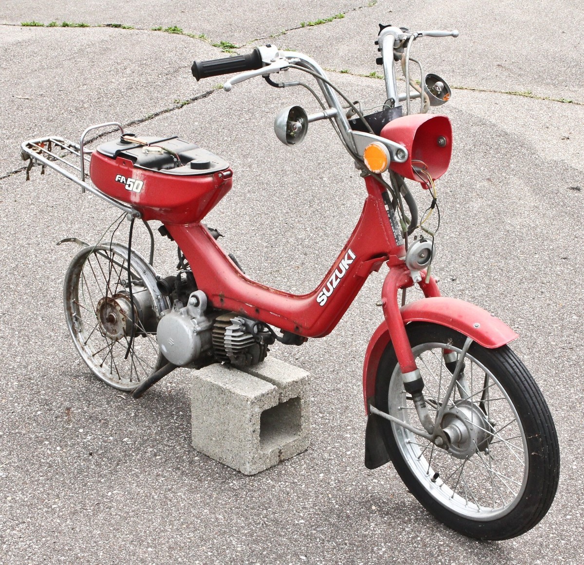 1982 Suzuki FA50 Shuttle Scooter Moped Front Fender