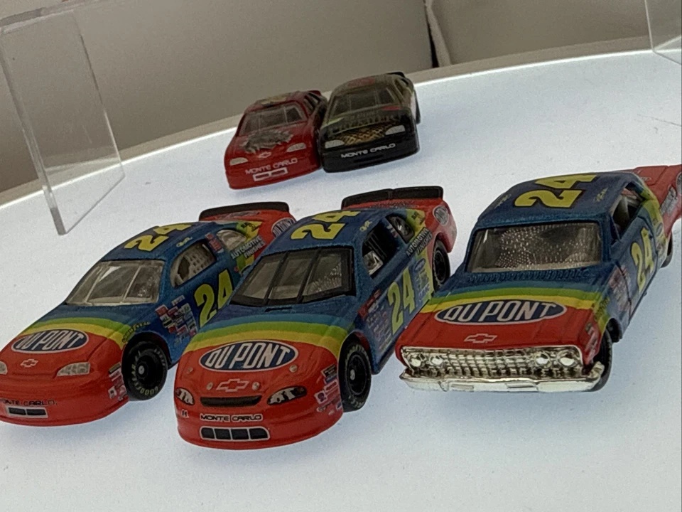 Винтажный лот литых игрушечных машинок Jeff Gordon 1:64 — Hasbro, Star Wars, Superman, - Изображение 2 из 4