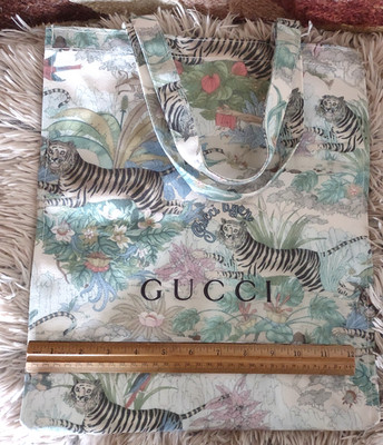 2022 GUCCI GWP Cotton Tiger Tote Pastels Bag *New No Box/Bag *13'' x 15'' x 5''