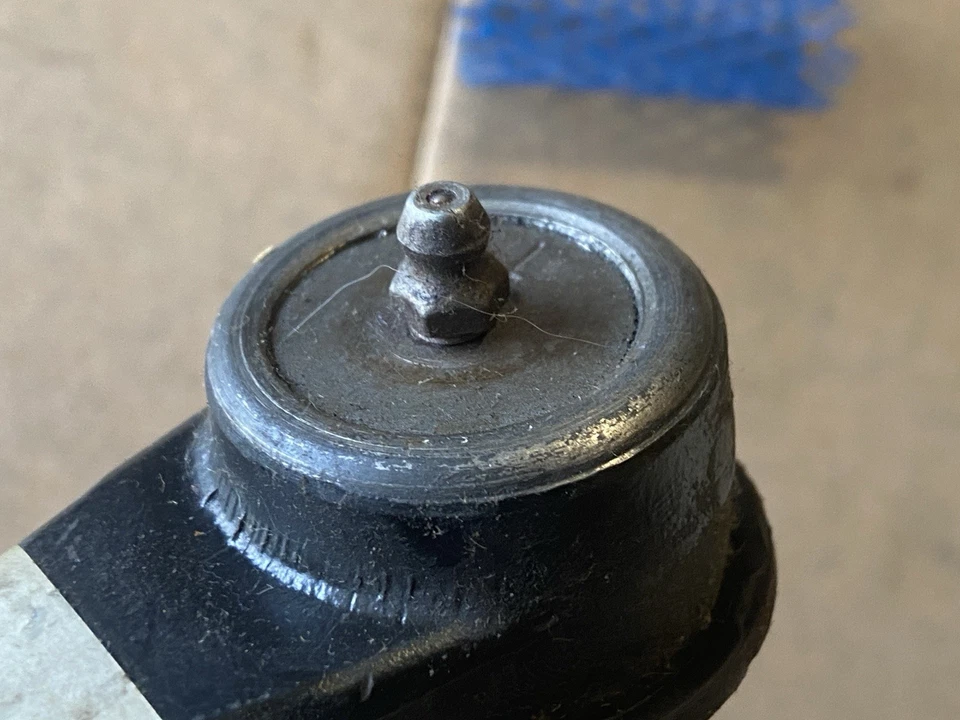 福特 FOTZ-3A131-A 右外扎杆端 -- 1990 - 1996 F150 F250 F350 -- 全新无标签原始设备制造商 — 第 4/4 张图片