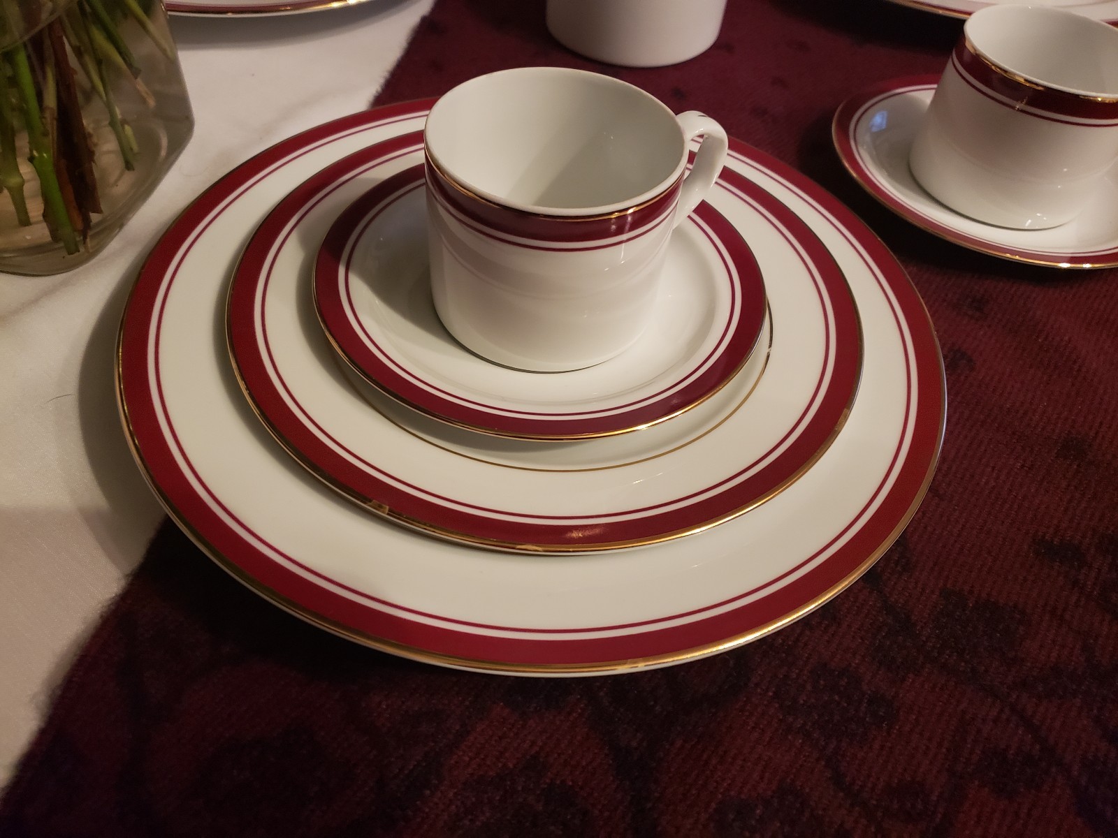 "Classics Burgundy" by Philip Kingsley - Service for 8 & Hostess Pieces - 36 pcs