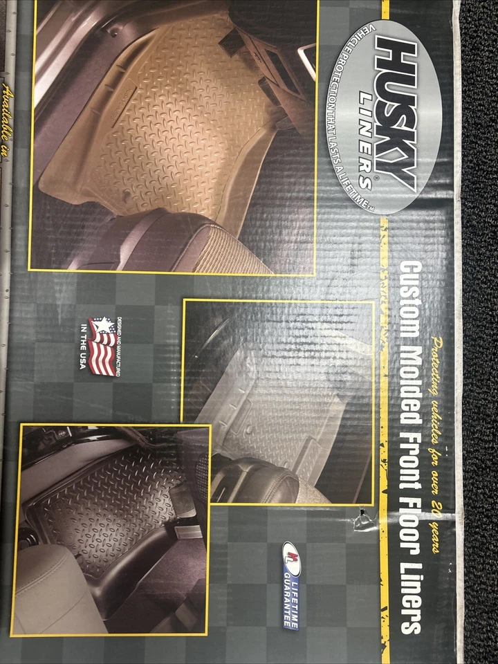 Husky Liners Black Classic  Front Floor Liners for 07-13 Jeep Wrangler #30521 - Image 3 of 3