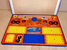 Vintage 1970's French Meccano Erector Set #4 Blue / Yellow / Zinc Period