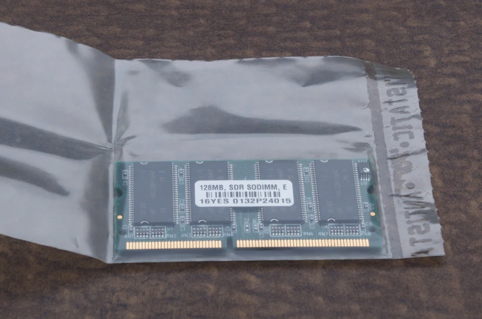 PNY Technologies Master Upgrade Kit 256MB SDR Sodimm,E - Image 3 of 3