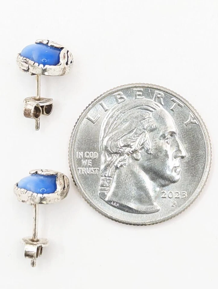 Серьги-гвоздики в форме сердца из чистого серебра с голубой звездой сапфиром цветком цветочным рисунком - Изображение 2 из 4