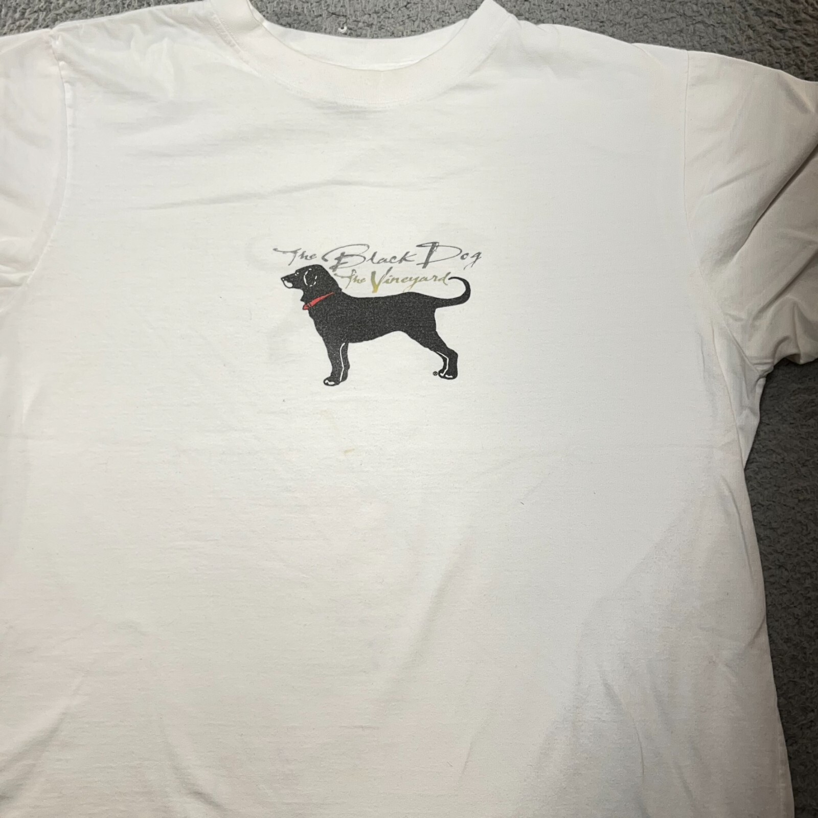 The Black Dog Marthas Vineyard Mens TShirt Small Whi… Gem