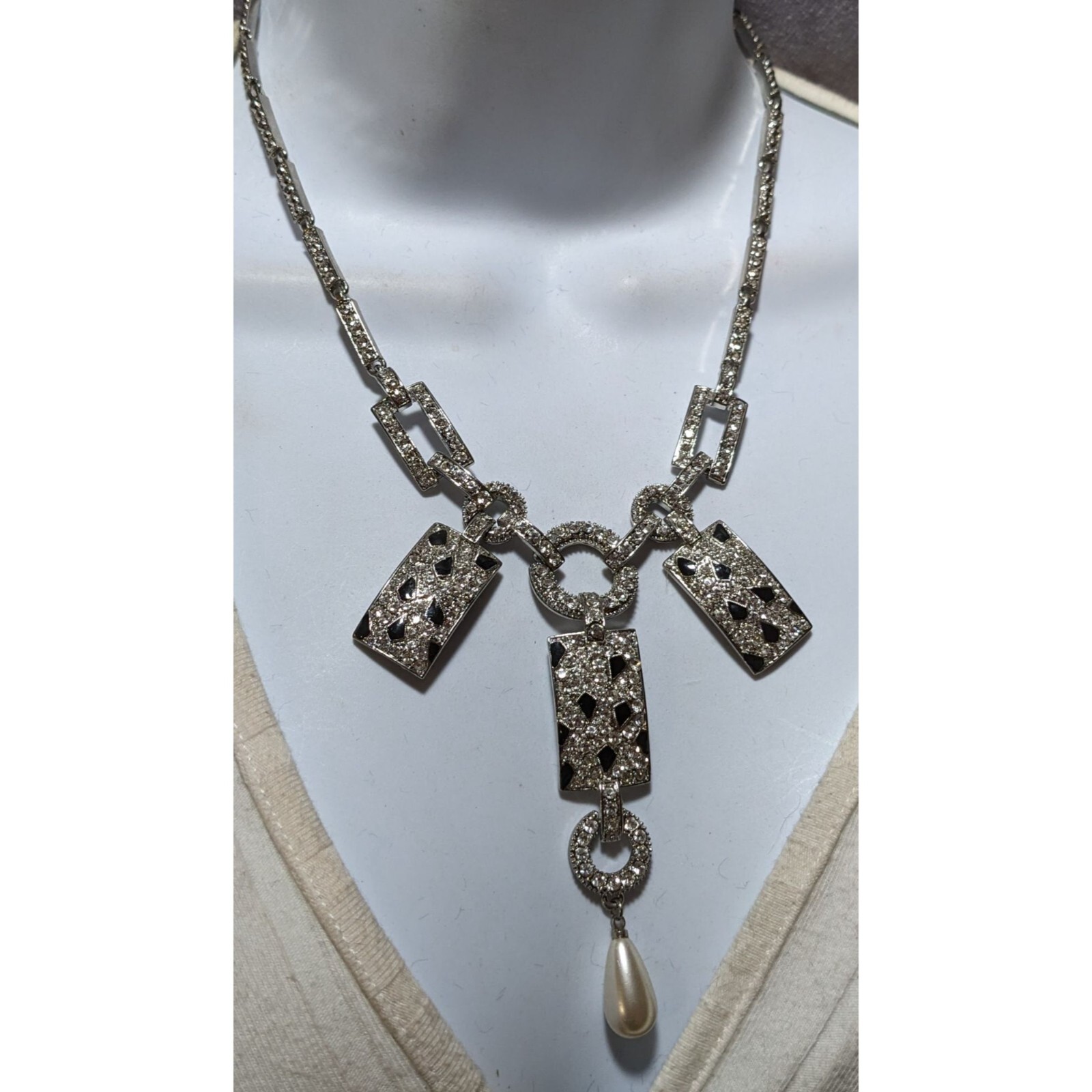 Retro Glam Silver Rhinestone Statement Necklace - image 7
