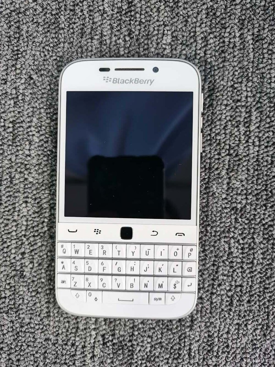 BlackBerry Classic Q20 SQC100-4 Unlocked 4G LTE Retro 16GB QWERTY