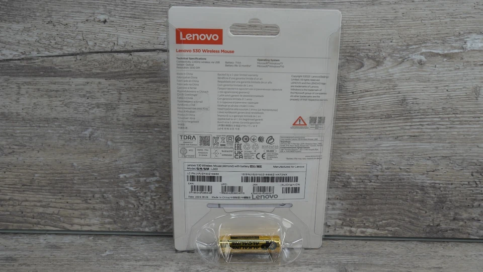 Lenovo 530 Wireless Mouse Ergonomic Design 1200 Dpi Long Battery Life Almond - Image 3 of 4