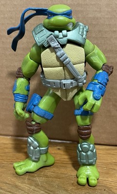 Teenage Mutant Ninja Turtles Alien Hunter Leonardo Figure 2007