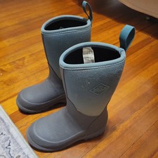 Kids Child Youth Muck Chore Boots Green size 12 Teal Green Neoprene