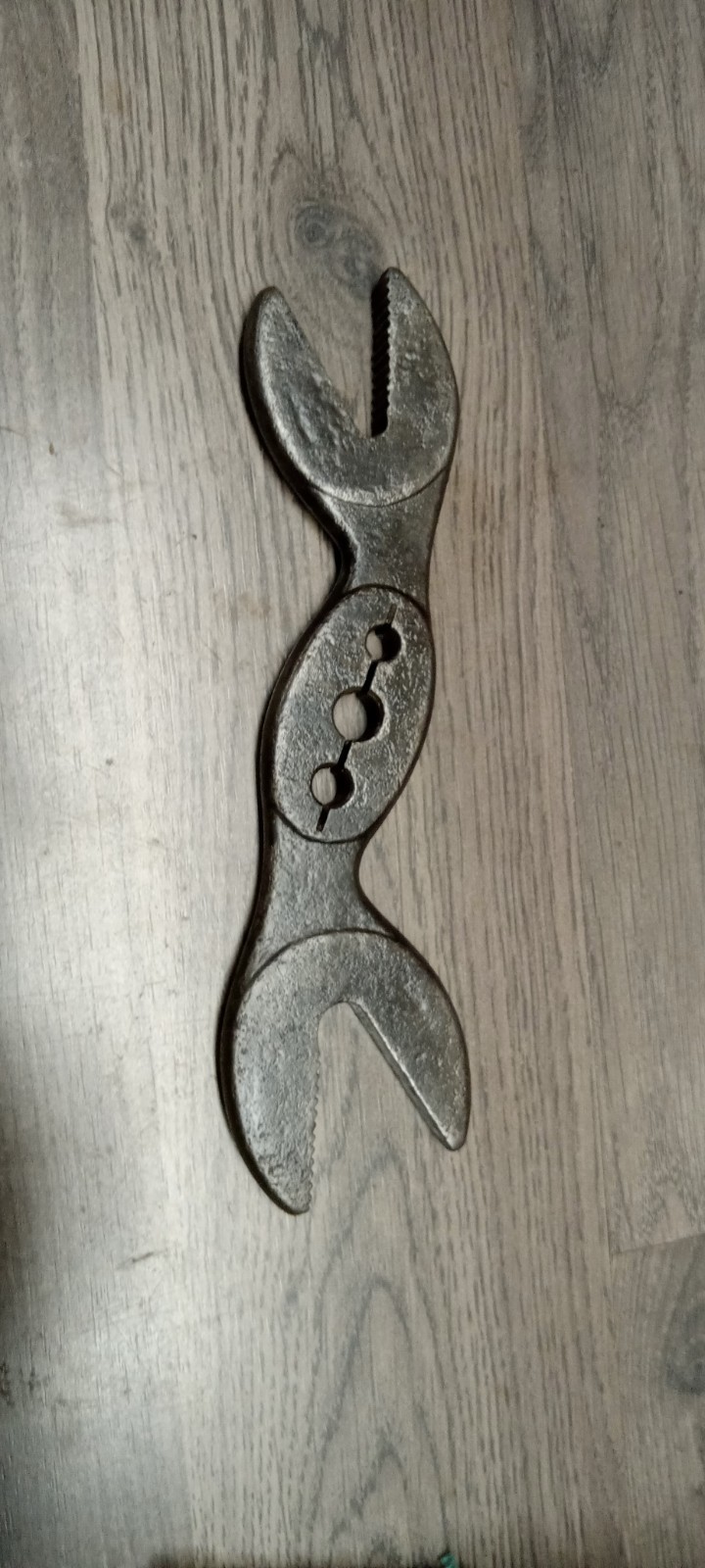Picture 2 of 4