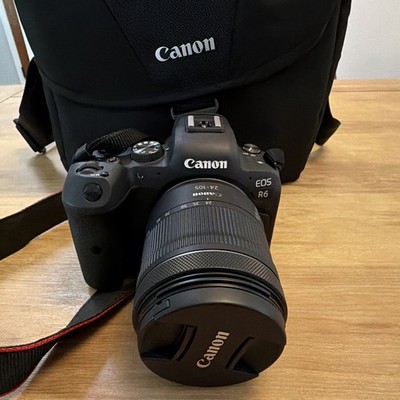 Canon EOS R6 Camera Bundle w/ Canon Bag, Joby Tripod & RODE Microphone