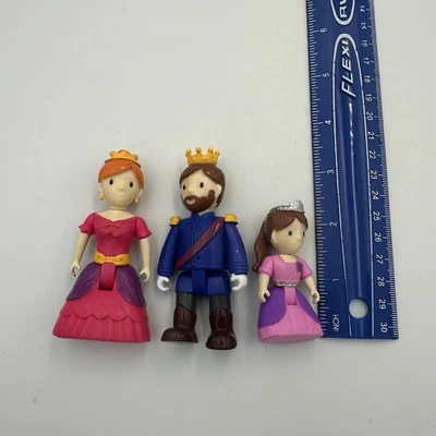 You & Me Happy Together - King, Queen & Princess - 3 pcs- Dolls - Image 1 of 2