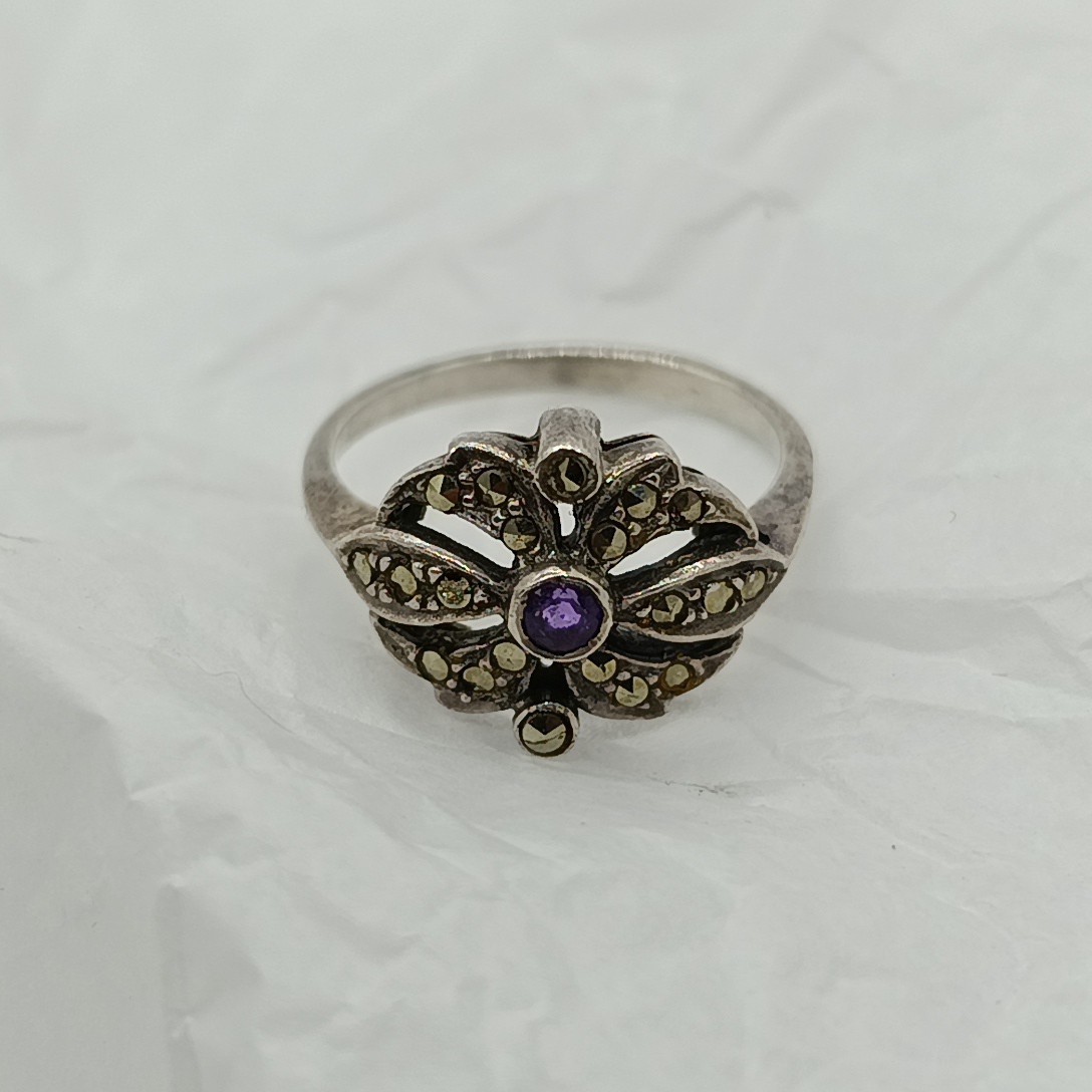 Gorgeous silver ring (tested), marrow strings & a… - image 11