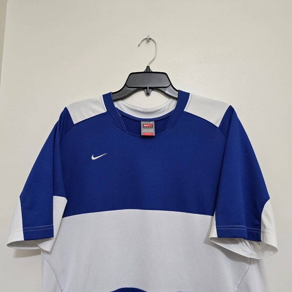 Camiseta deportiva de fútbol de entrenamiento de equipo NIKE malla cuello redondo mangas cortas L azul blanco Foto 2 de 4