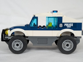 LEGO 60007 High Speed Chase Elite Police Motorcycle Crook Undercover City 2013