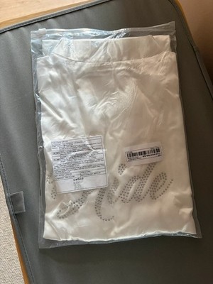 Braut Hochzeit Braut weiß Satin Kimono Morgenmantel Diamanten Spruch Detail Kurzarm