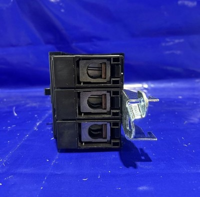 Square D FCL34100 100 Amp 480V 3 Pole 65K Circuit Breaker I line  (tested )
