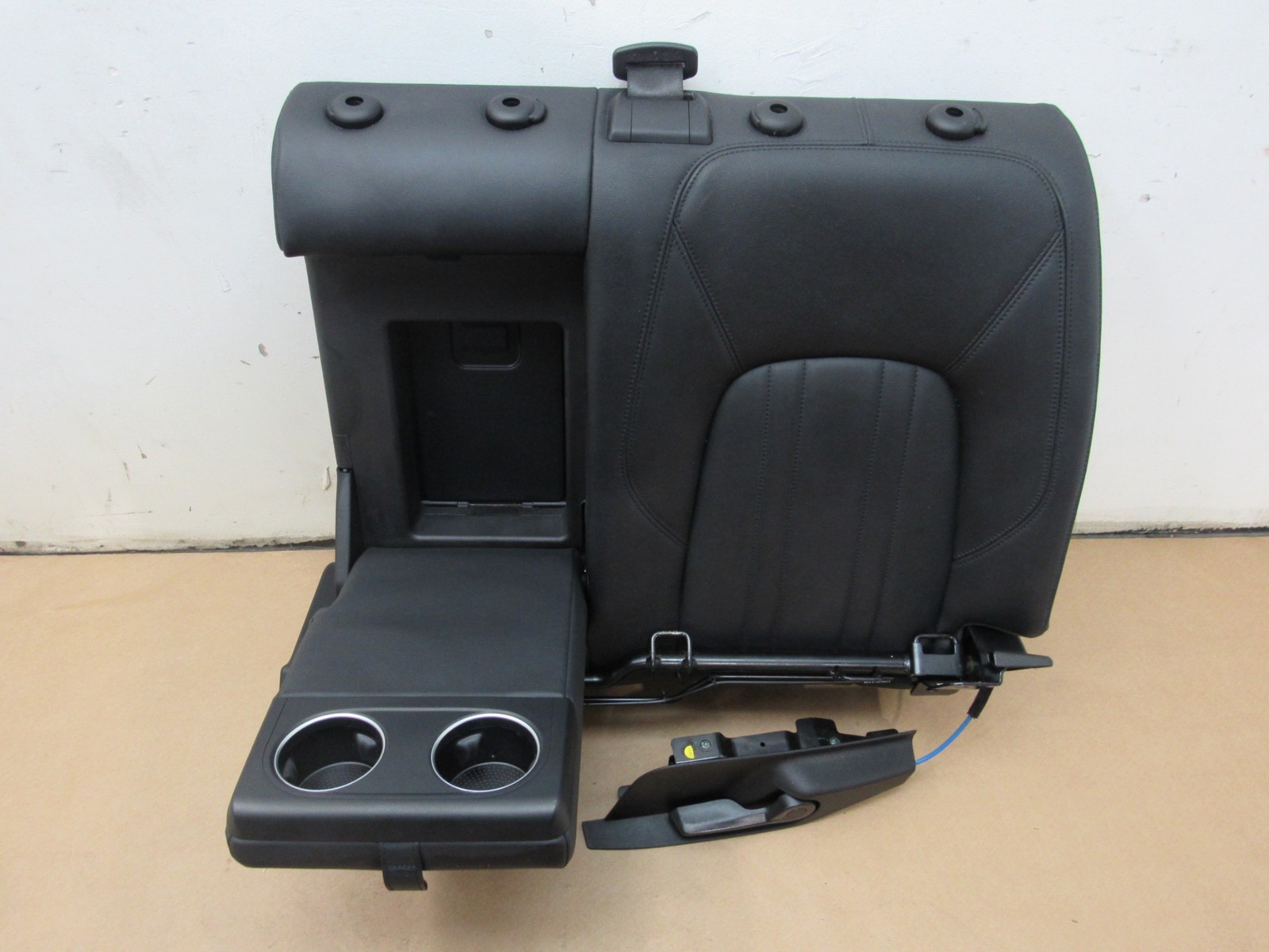 Maserati Levante 2018 Rear Left Driver Upper Seat Cushion 16-24 ;#4