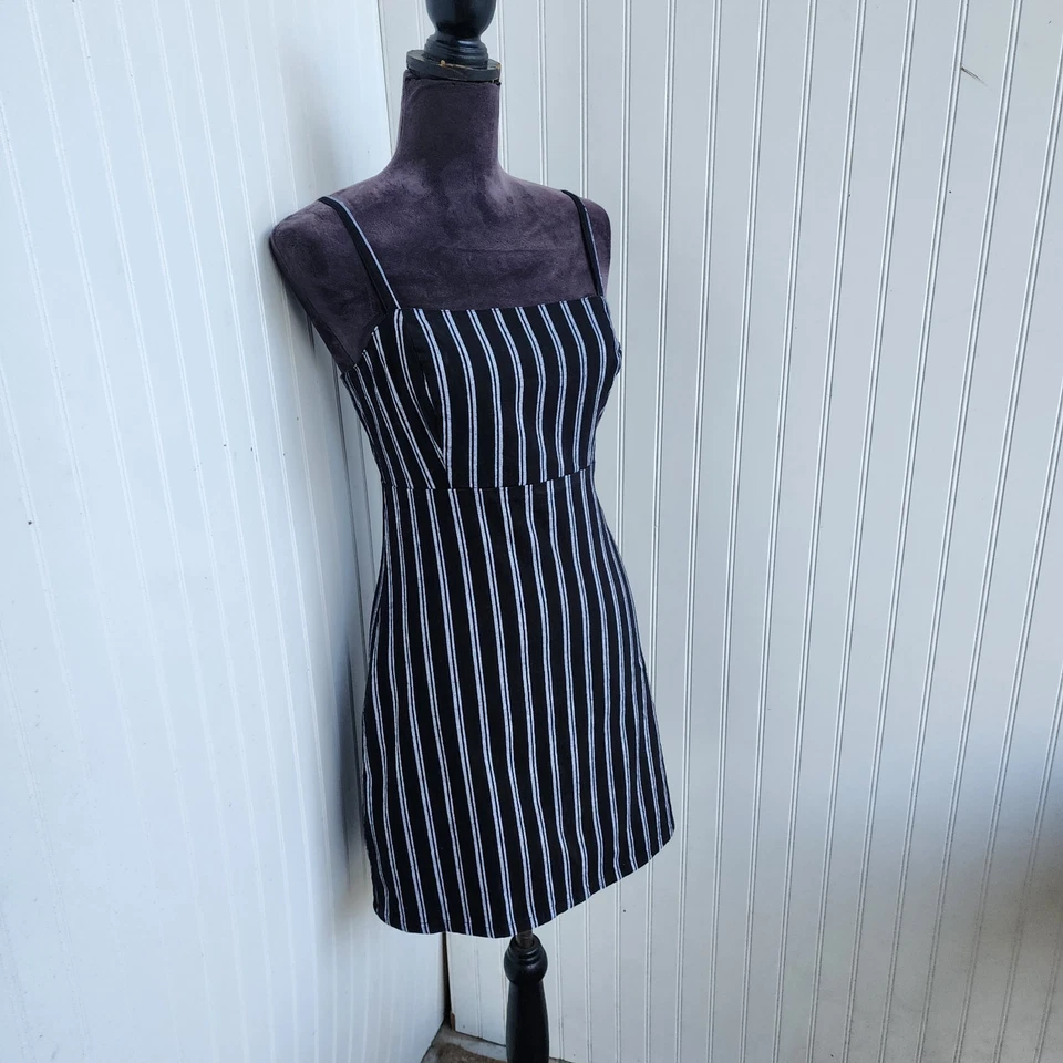 Hollister Sheath Sundress Black White Stripe Cotton Blend Stretch Mini Sz S - Image 2 of 4