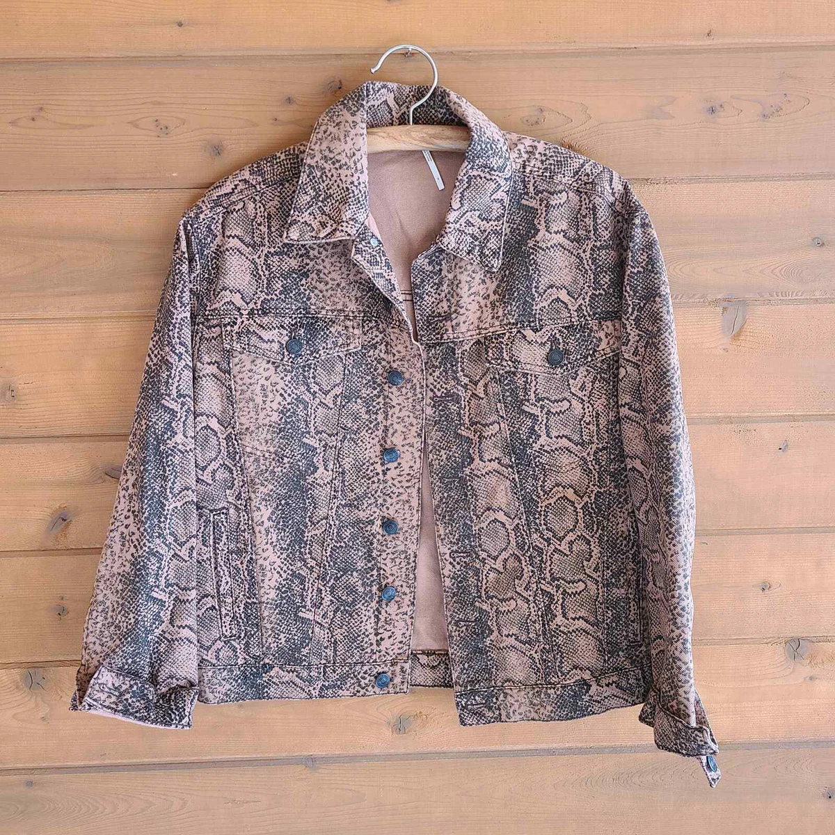 Free People Snake Trucker Jean Denim Jacket Relax Fit Brown Black Small