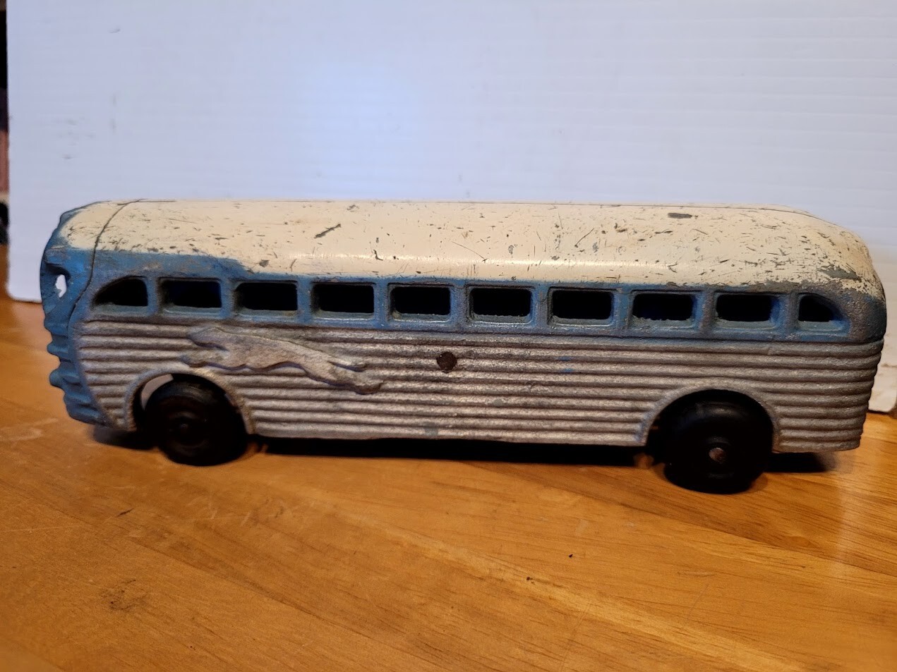 Picture 2 of 11