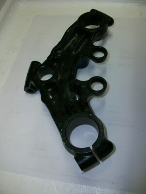 Kawasaki NOS 44039-060 Steering Stem Head 1974 1975 F9 TOP CLAMP