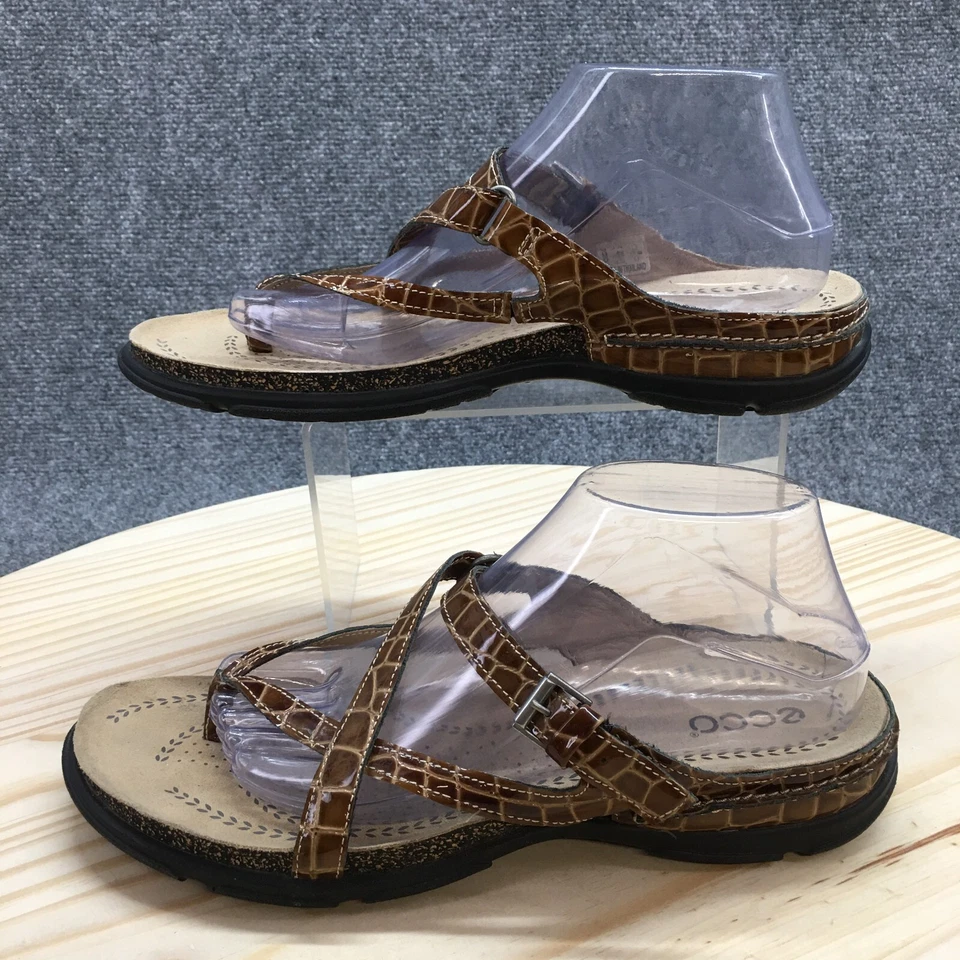 Sandalias Ecco para mujer 41 tanga marrón piel de cocodrilo hebilla informales cómodas planas Foto 2 de 4