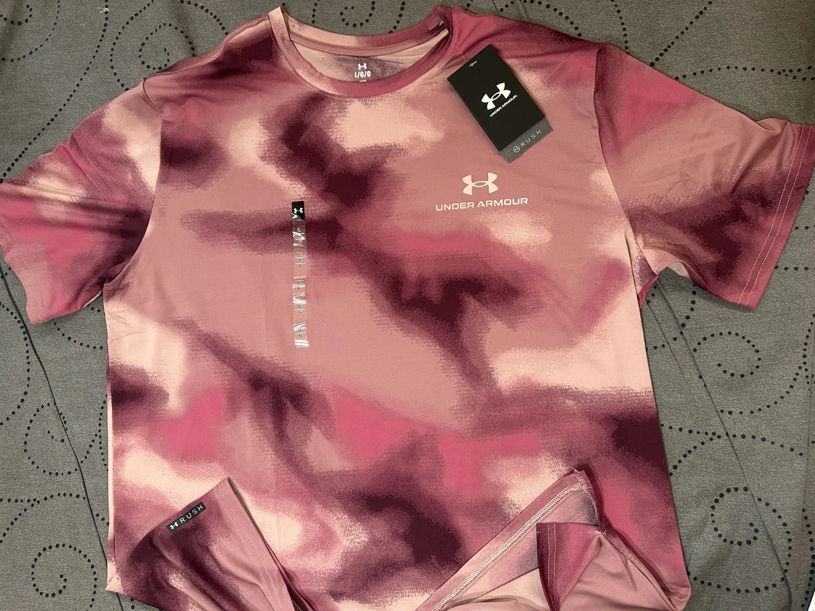 UNDER ARMOUR RUSH VANISH ENERGY FISHING #673 PINK'S MARRON SHIRT SIZE L MEN $45