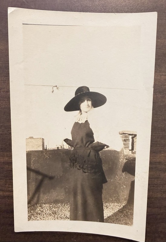 Vintage Photo, Photo Exposure Accidental Trickery, Missing Arms
