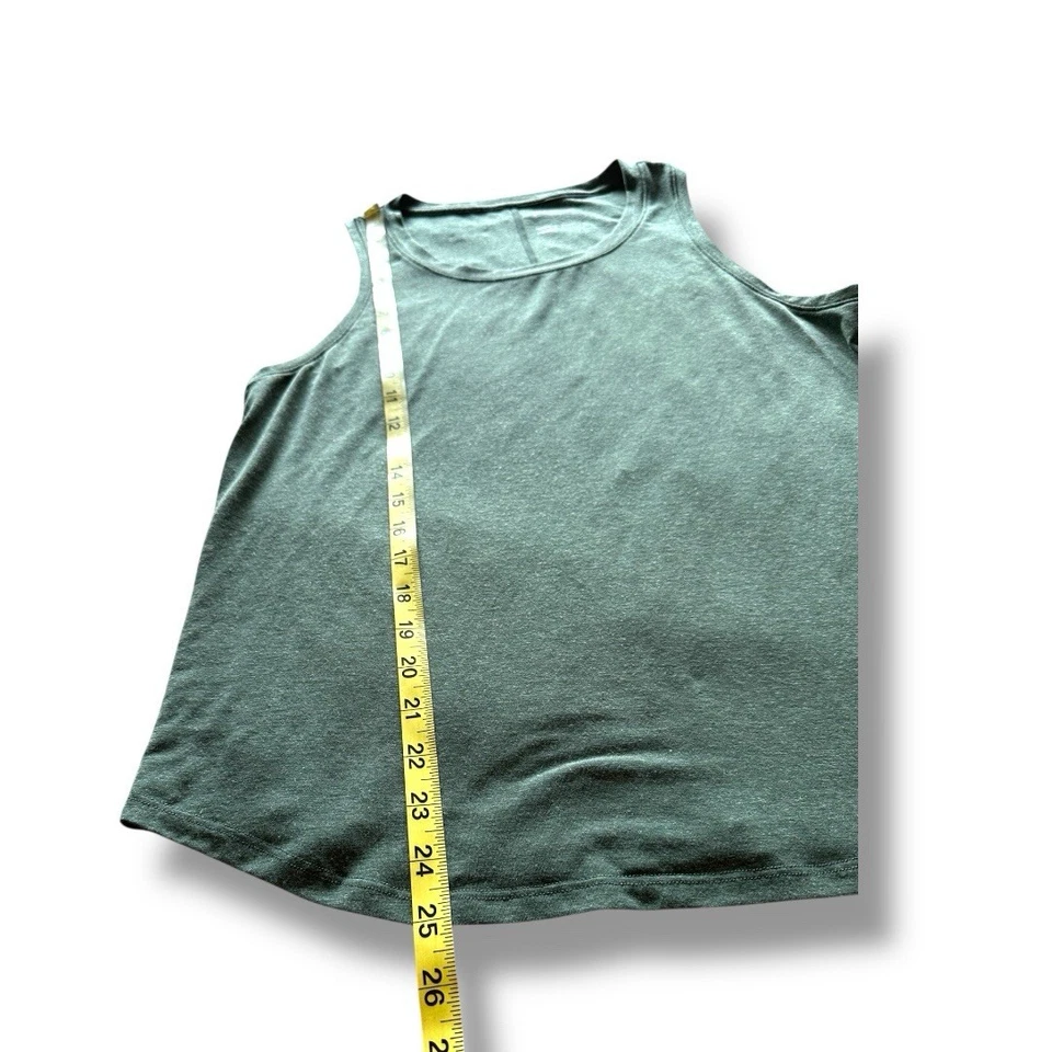 Camiseta sin mangas Gap Fit Muscle entrenamiento atlético verde oliva S Foto 4 de 4