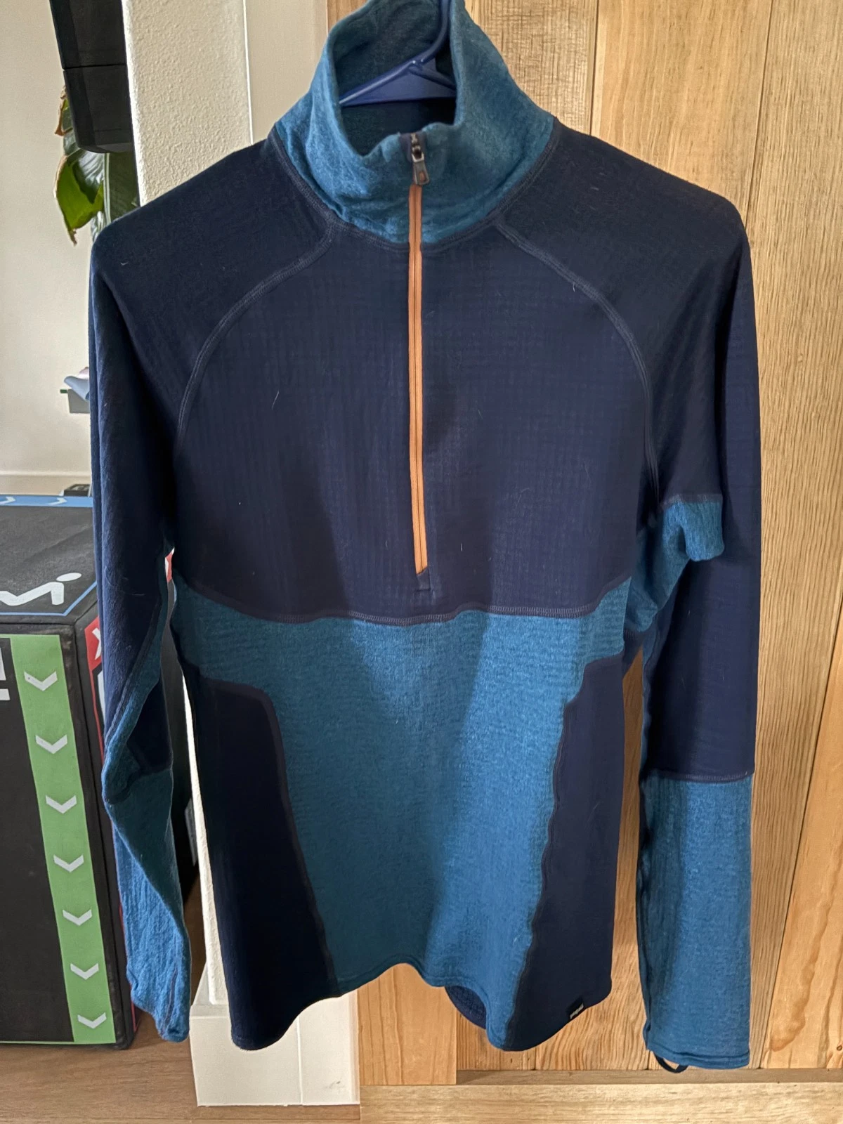 Patagonia Pullover Large 1/4 Zip Capilene 4 Base Layer | Hiking Skiing