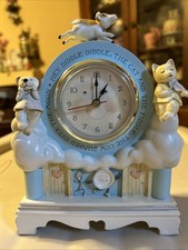 HALLMARK HEY DIDDLE DIDDLE CLOCK 1 AAA Baby Keepsake Musical 3AA TESTED