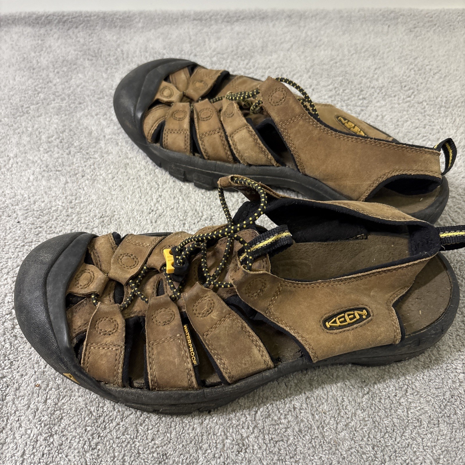 Sandali Keen Newport H2 uomo taglia 9 5 10 marrone impermeabili sportivi