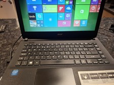 Acer Aspire ES1‑411 8GB RAM 500GB HDD Laptop – Used