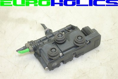 Land Range Rover Sport LR4 06-16 Rear Air Suspension EAS Valve Block RVH000055