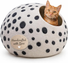Luxurious Merino Wool Cat Cave - Foldable Hideaway Pod for Indoor Cats - Premium