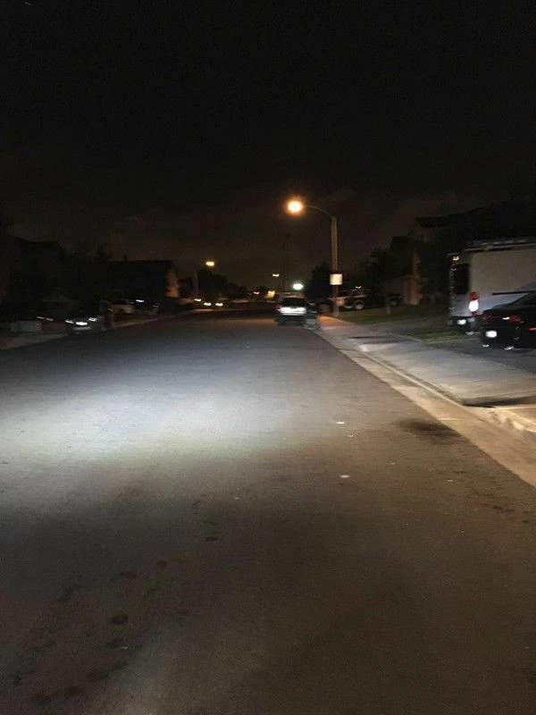 For Buick	Century 1997-2002 2003 - 4x 6000K LED Headlight High & Low Beam Bulbs - Image 3 of 4