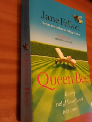 Queen Bee: The Sunday Times Bestseller and Richard & Judy Book Club Pick 2020 by