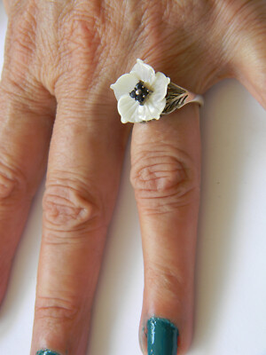 Thailand Sterling Silver LS 925 Blue Sapphire & Mother Of Pearl
