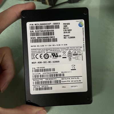   PM1635 800GB SAS 6GB/s 2.5'' SSD NetApp X447A-R6 MZ-ILS800A MZILS800HCHP #WD9